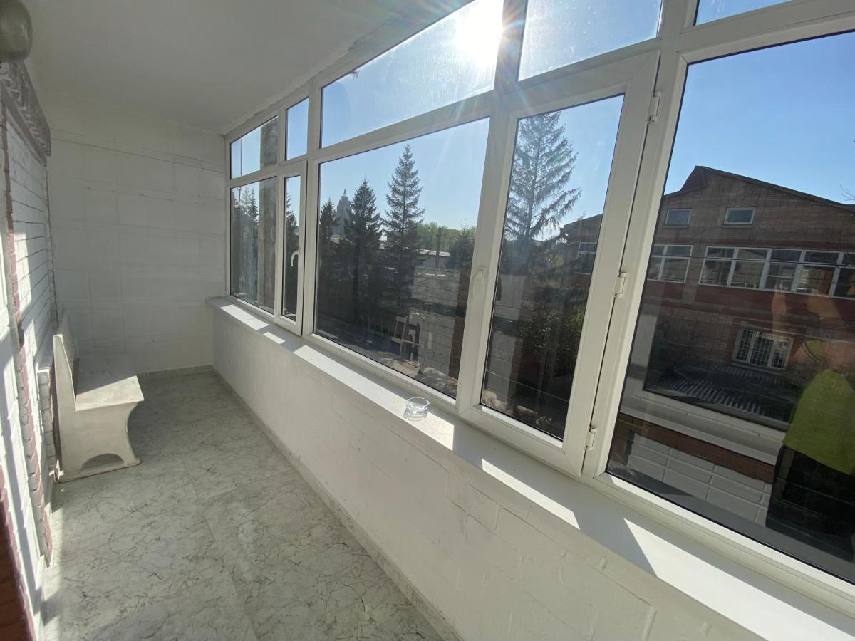 אסטנה Ulpan Mini Hotel מראה חיצוני תמונה