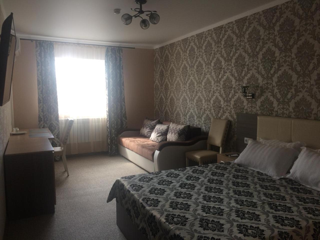 אסטנה Ulpan Mini Hotel מראה חיצוני תמונה